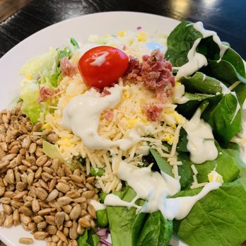 Round Table Pizza - Salad buffet. Good but the tomatoes and mushrooms were old. - Pizza Near Me - Tacoma, Washington Round Table Pizza - Salad buffet. Good but the tomatoes and mushrooms were old. - Pizza Near Me - Tacoma, Washington