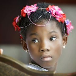 Baldini Vandersluys Photographers - Flower girl taken at the Crown Plaza, in Niagara Falls.  All natural light.