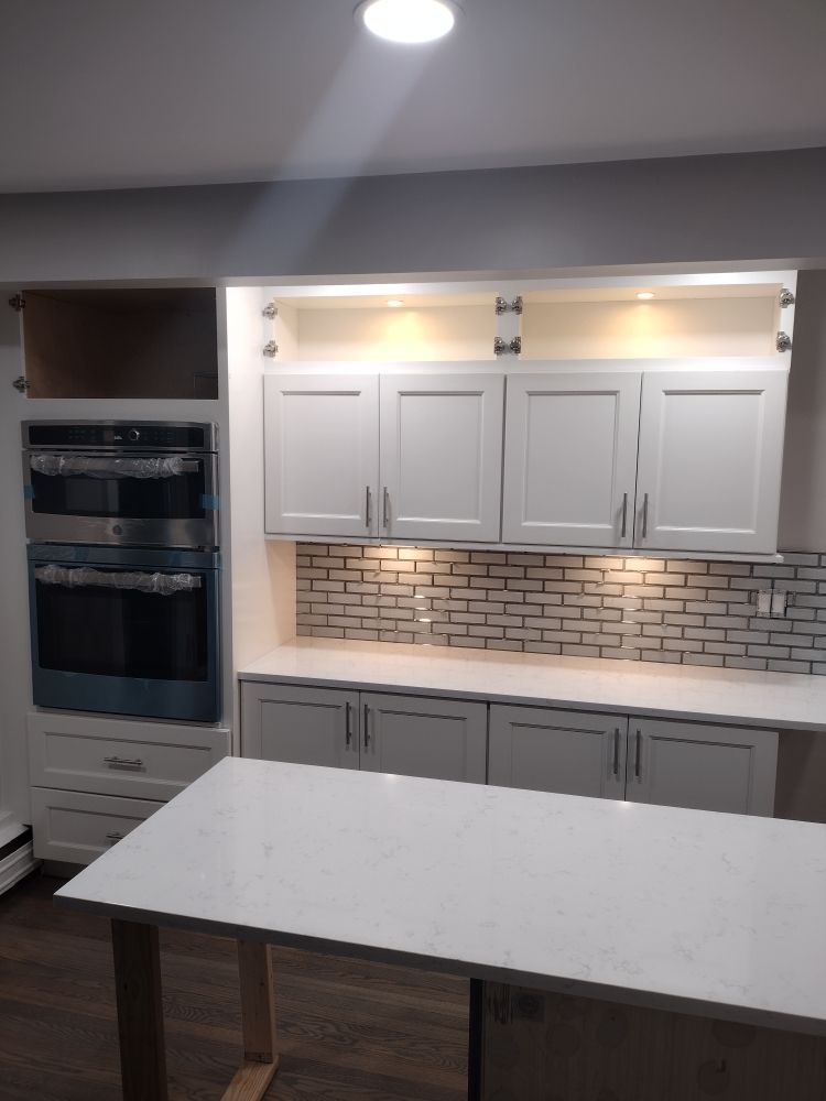 Slide of Dani Handyman Remodeling Service