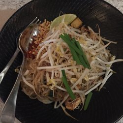 North Sydney Leagues Club - Pad Thai. Not at all gluggy, full of flavour and massive serve.