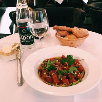 L'Avenue - Tuna tartare. - Brasseries Near Me - Paris, 75 L'Avenue - Tuna tartare. - Brasseries Near Me - Paris, 75
