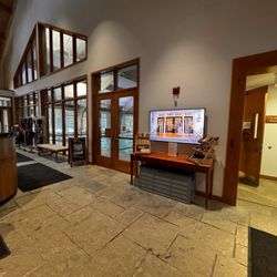 Woodstock Inn & Resort - Fitness Pool and Courts