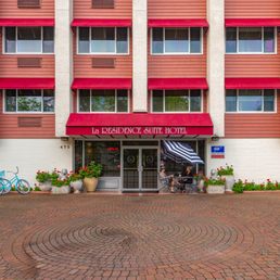 Exterior photo of La Residence Suite Hotel - Bellevue, Washington Exterior photo of La Residence Suite Hotel - Bellevue, Washington
