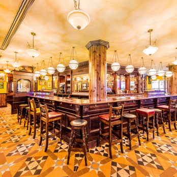 The Core Irish Pub - Bar - Irish Pub Near Me - Engelberg, OW
