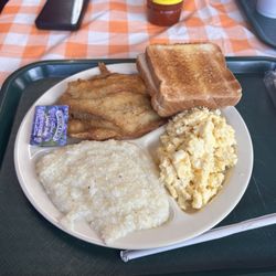 Pierce's Country Cooking - Grits,scrambled eggs, toast and fish.