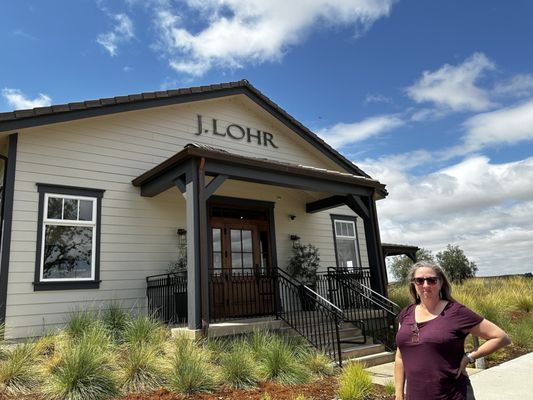 J. Lohr Vineyards & Wines by null
