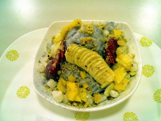 Photo of Snow Ice - Santa Clara, CA, US. another great bingsoo dessert at snowice!