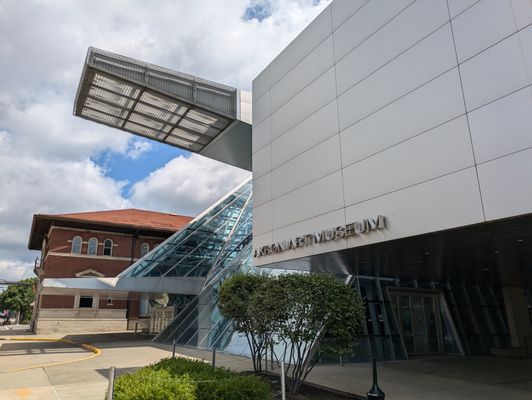 Akron Art Museum by null