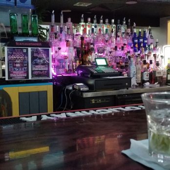 Knockin' Boots - glass of water on a bar - Bars Near Me - Modesto, California Knockin' Boots - glass of water on a bar - Bars Near Me - Modesto, California
