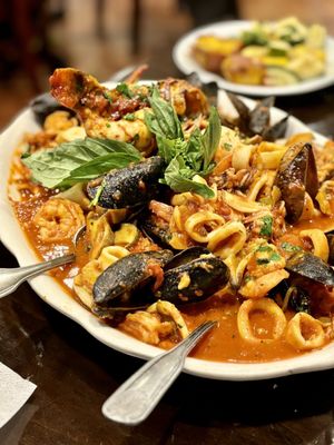 Lenny's Clam Bar by null Lenny's Clam Bar by null