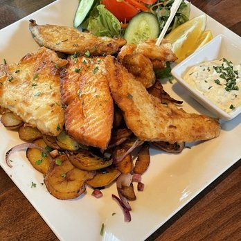 KNIPS Klein Flottbek - Gemischte Fischplatte / Mixed fish platter - Cafes Near Me - Hamburg, HH