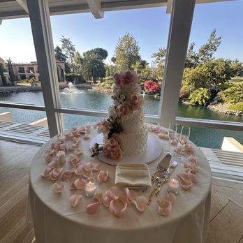 Walter's Flowers - Decorated cake and table - Nurseries & Gardening Near Me - Glendale, California Walter's Flowers - Decorated cake and table - Nurseries & Gardening Near Me - Glendale, California