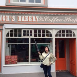 Lynchs Bakery - Real locals eat here