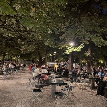 Augustiner Bräu - Beer Garden Near Me - Salzburg, 5