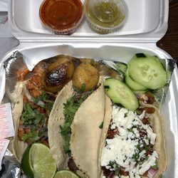 Taqueria Sabor Tipico De Guanajuato - Pastor, bistec & campechano tacos.