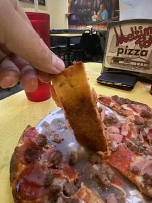 Melting Pot Pizza by null