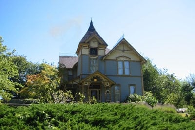 Swantown Inn by null