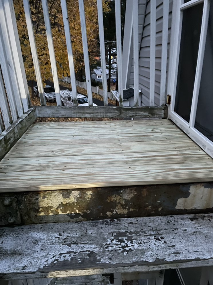 Slide of Mikes Discount Handyman