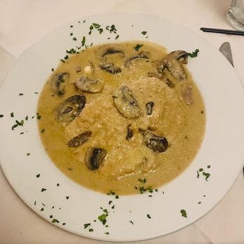 Casa Ludovico - Pollo Marsala - Italian Near Me - Palm Harbor, Florida Casa Ludovico - Pollo Marsala - Italian Near Me - Palm Harbor, Florida