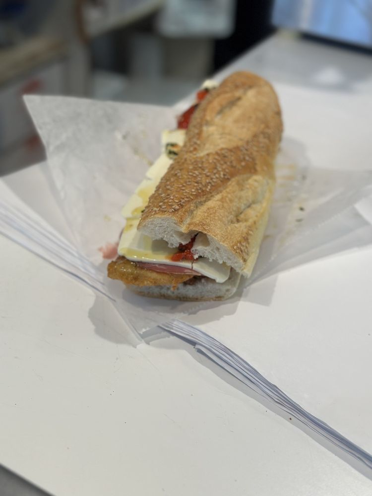 Parisi Bakery