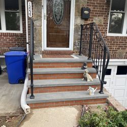 JK Welding - Metal railings with black matted paint.