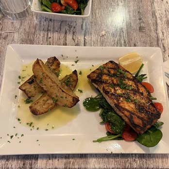 Fetta Republic - Grilled Norwegian Salmon - Greek Near Me - Aventura, Florida