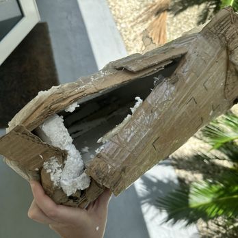 The UPS Store - How the box arrived from UPS. - Shipping Centers Near Me - Miami, Florida