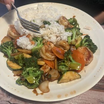 New Asian Cuisine - Shrimp In Garlic Sauce - Chinese Near Me - Mint Hill, North Carolina New Asian Cuisine - Shrimp In Garlic Sauce - Chinese Near Me - Mint Hill, North Carolina