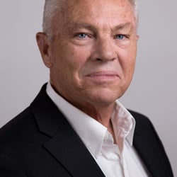 Adam Graham Photography - Professional Headshot Example - Great for LinkedIn