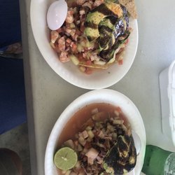 El Mocorito Mariscos Y Hot Dogs - Tostadas de pescado y camarón