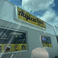 Atípicos food - Outside