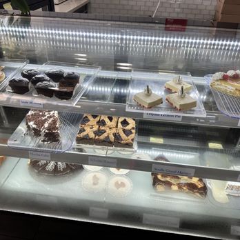JGoody Cafe Bakery - Bakery window - Bakeries Near Me - Oldsmar, Florida