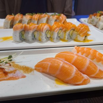 Show Sushi - Sushi Bars Near Me - San Dimas, California