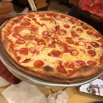 La Piazza - Pepperoni pizza - Pizza Near Me - Allentown, New Jersey La Piazza - Pepperoni pizza - Pizza Near Me - Allentown, New Jersey