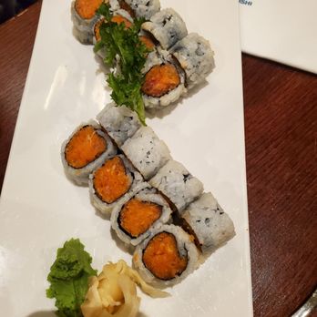 Kumo Asian Bistro - Salmon and Yellowtail Roll - Japanese Near Me - Alexandria, Virginia