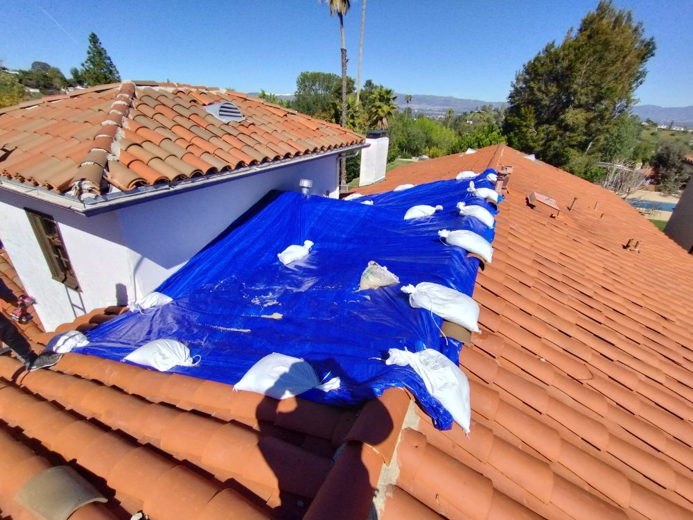 Slide of Mr Roofing Specialist