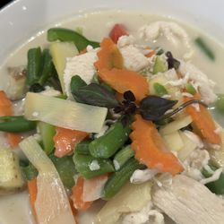 Tuk Tuk Thai Street Food - Green Chicken Curry