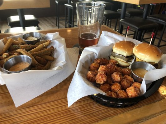 Logan Tavern by null