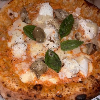 Pink Mamma - Artichoke pizza - Steakhouses Near Me - Paris, 75 Pink Mamma - Artichoke pizza - Steakhouses Near Me - Paris, 75