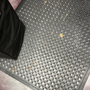 Tan Republic - floor - Spray Tanning Near Me - Salem, Oregon