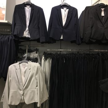 H&M - Men's Clothing Near Me - Chicago, Illinois
