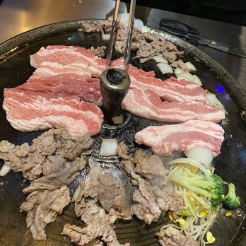 The Cast Iron Pot - Korean Near Me - Fairview, New Jersey The Cast Iron Pot - Korean Near Me - Fairview, New Jersey