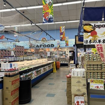 Don Quijote - International Grocery Near Me - Honolulu, Hawaii