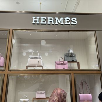 Selfridges - Department Stores Near Me - London, LND