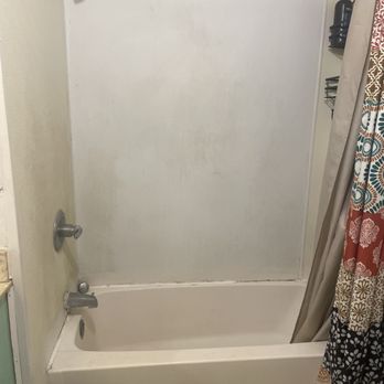 Two Brothers Handy Man Service - Before bath remodel. - Handyman Near Me - Vero Beach, Florida Two Brothers Handy Man Service - Before bath remodel. - Handyman Near Me - Vero Beach, Florida