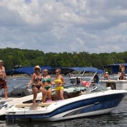 MarineMax Hall Marine Lake Wylie - The Sain's enjoying 2012 AquaPalooza on their Sea Ray 210 Select presented by Hall Marine Lake Wylie