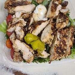 Takka Grill and Pizza - Chicken caesr salad