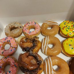 A assorted dozen. May not look real, real appetizing but taste it and it will be