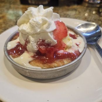 BJ's Restaurant & Brewhouse - Strawberry Pazookie - Breweries Near Me - Little Rock, Arkansas BJ's Restaurant & Brewhouse - Strawberry Pazookie - Breweries Near Me - Little Rock, Arkansas