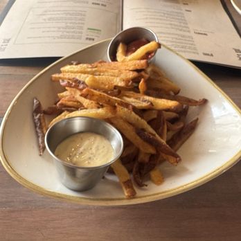 Monkeypod Kitchen - House fries appetizer - Tacos Near Me - Honolulu, Hawaii